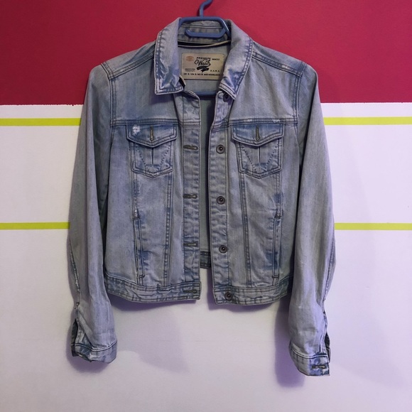 Zara Premium Wash Denim / Jean jacket - Picture 3 of 7